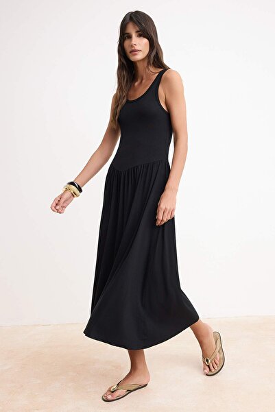 Trendyol Collection Rochie neagră, tricotată moale, fără mâneci, cu decolteu ...