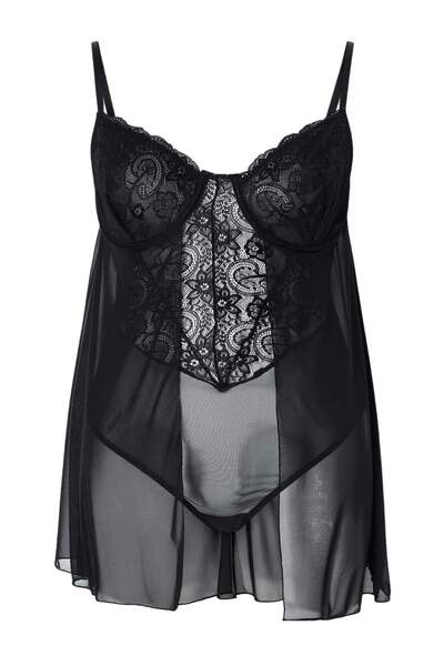 Trendyol Curve Μαύρα κουμπωτά κουμπώματα και Με λεπτομέρεια από τούλι Δαντέλα...