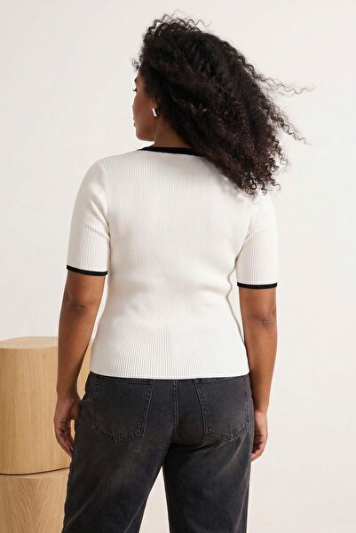 Trendyol Curve Ecru Corded Fabric Heart Neck Premium/Special Yarn Knitwear Bl...