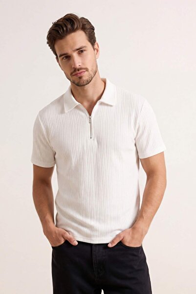 Trendyol Collection Ecru Regular Polo-Kragen-T-Shirt mit strukturiertem Polo-...