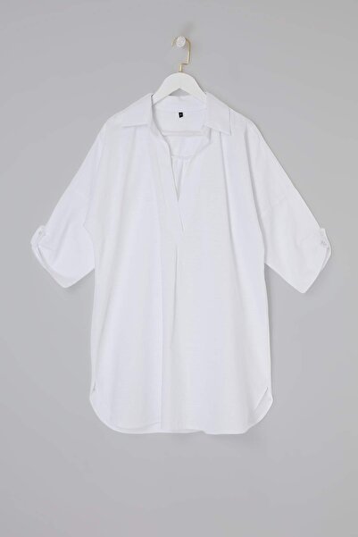 Trendyol Curve فستان قصير منسوج باللون الأبيض من Beachwear TBBSS26AH00070