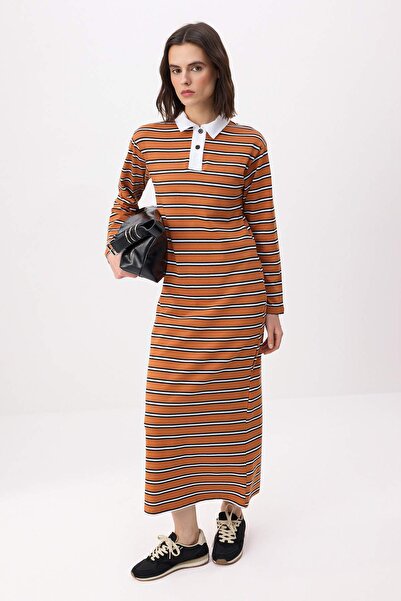 Trendyol Modest فستان محتشم متعدد الألوان بدون بطانة مخطط ومحبوك من قماش السو...