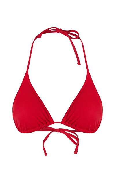 ترينديول كوليكشن قطعة علوية من البيكيني الأساسية مغطاة بقطعة مثلثة حمراء TBES...