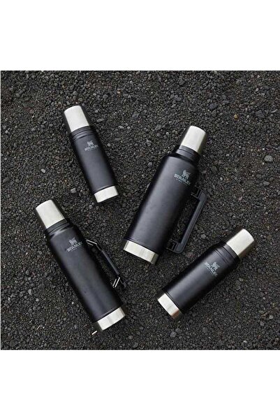 Stanley Classic Vacuum Bottle 1,4Lt Termos Black Matte