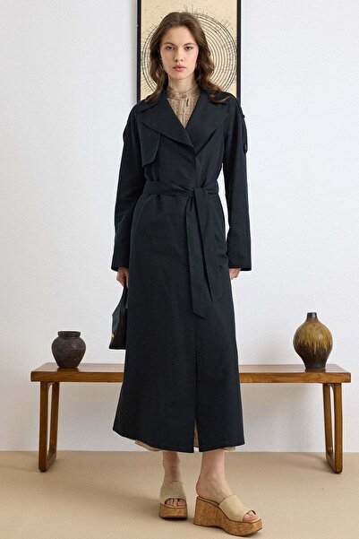 Olcay Ungefütterter langer Trenchcoat mit Epauletten und Umhang-Detail SCHWAR...