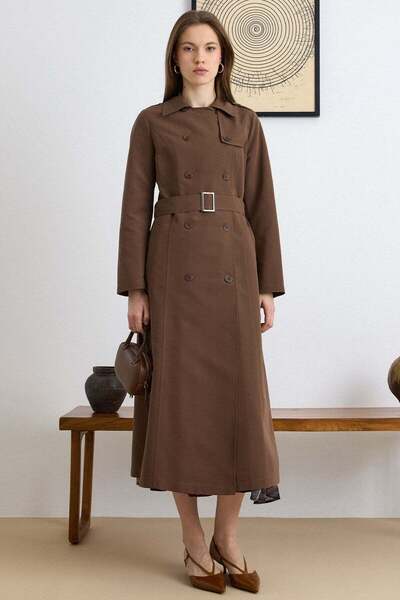 Olcay Trenci lung A fără căptușeală cu detaliu tip pelerină, hidrofug specifi...