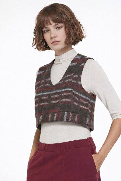 Clandestino Ethnic Patterned Short Sweater Vest Khaki