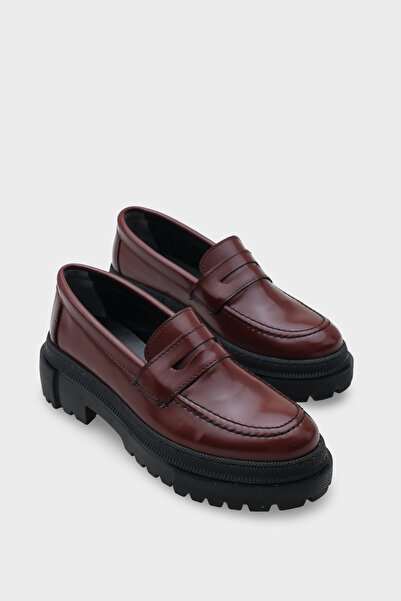 Capone Outfitters Fania Oval Burunlu Trak Tabanlı Rugan Kadın Loafer