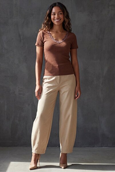 Madmext Καφέ μπλουζάκι με λαιμόκοψη V, σετ Δαντέλα τεμαχίων, γυναικείο, MG2683