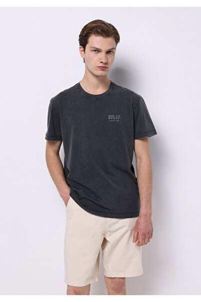 Colin's تي شيرت رجالي ذو قصة عادية وياقة مستديرة وأكمام قصيرة من أنثراسايت