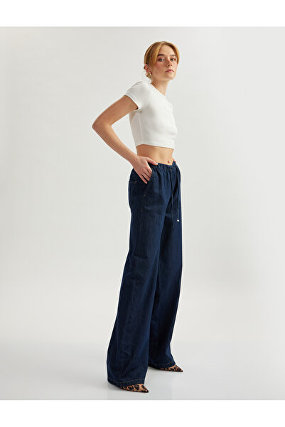 Koton بنطلون جينز نسائي من داكن نيلي 5SAL40037MD