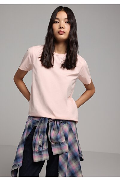 Colin's تي شيرت نسائي وردي بأكمام قصيرة وياقة مستديرة وقصة عادية