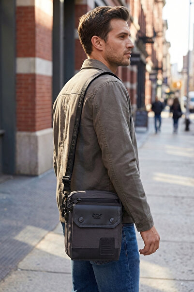 ÇÇS 31150 حقيبة يد بحزام كتف، حقيبة كروس، حقيبة كتف رمادية