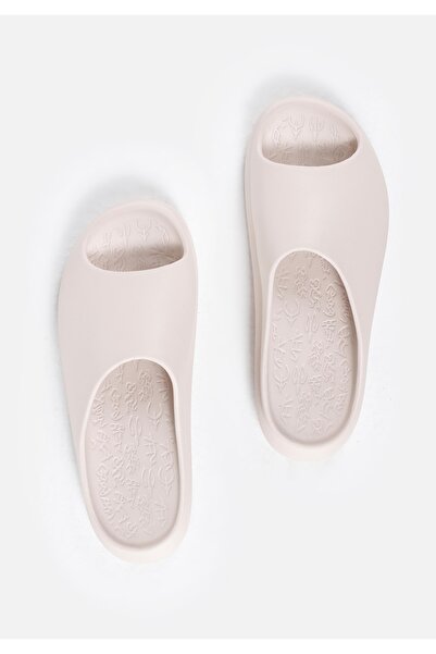 Colin's Γυναικείες Μπεζ Παντόφλες