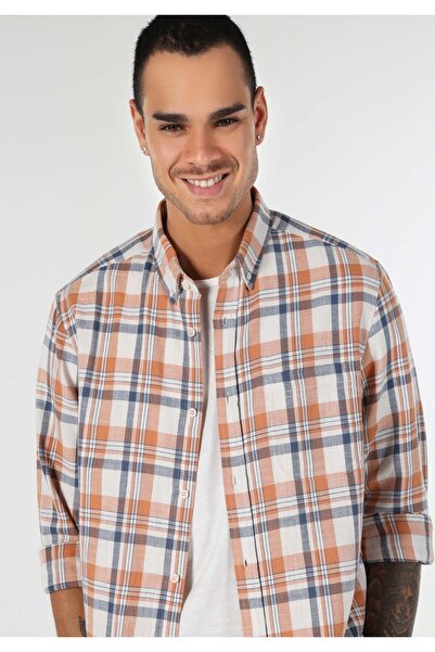 Colin's قميص رجالي برتقالي بأكمام طويلة ذو قصة عادية بجيوب قماش منقش لي