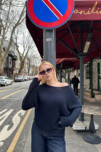 lizge giyim Kayik Yaka Basic Knitwear Sweater