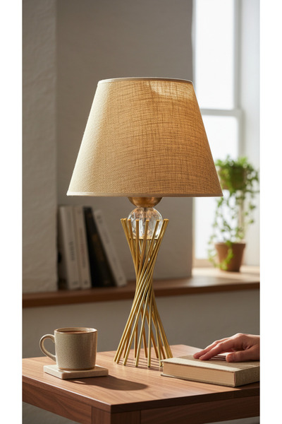 365GUNSERİSONU مصباح طاولة عاكس الضوء ذو الساق المعدنية الملتوي المطلية بالذه...