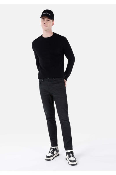 Colin's Egyenes szabású, alacsony derekú, egyenes szárú férfi sötétkék cipzár...