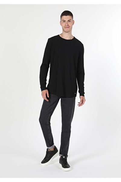 Colin's تي شيرت رجالي أسود طويل الأكمام برقبة دائرية وقصة عادية