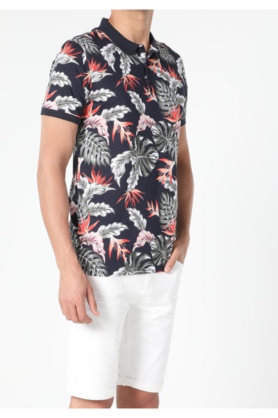 Colin's تي شيرت رجالي ذو قصة عادية وياقة بولو باللون الأزرق الداكن وأكمام قصيرة