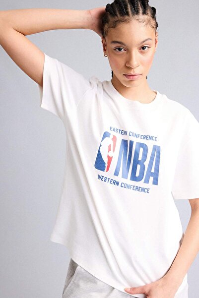 DeFacto Nba Wordmark Relax Fit Short Sleeve T-Shirt G0714Ax26Sp