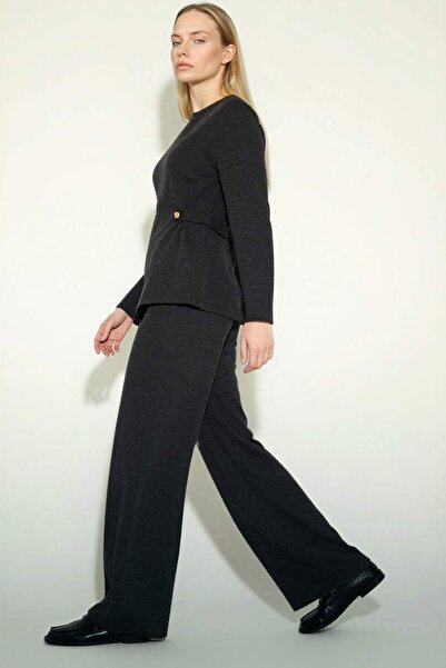 DeFacto بنطلون بيكيه مستقيم الساق ذو قصة مستقيمة G2918AX26SP