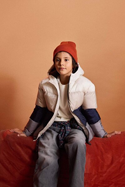 DeFacto Water Repellent Hooded Fleece Lined Zippered Inflatable Coat for Boys...