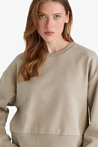 DeFacto Boxy Fit Bisiklet Yaka Basic Düz Sweatshirt B8568AX25AU