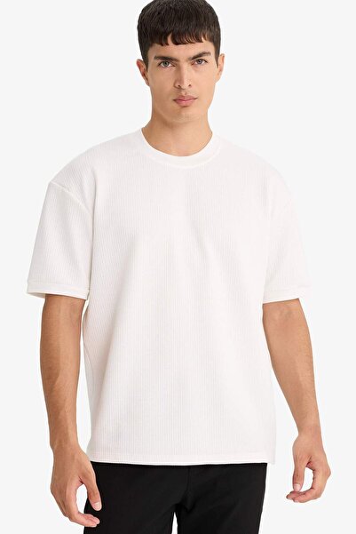 DeFacto Übergroßes Kurzarm-T-Shirt mit Rundhalsausschnitt F0320AX25AU