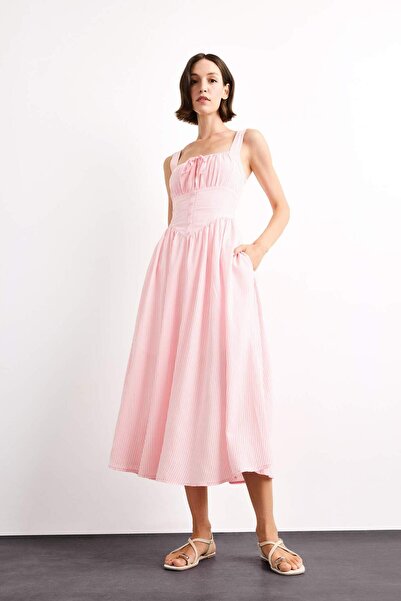 DeFacto Μάξι φόρεμα με τετράγωνο γιακά G1316AX25SM