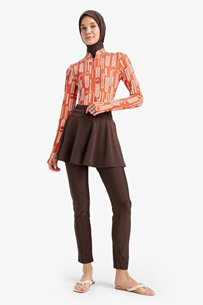 DeFacto طقم بوركيني مكون من 5 قطع مطبوع وسريع الجفاف وطارد للماء مقاس عادي E3...