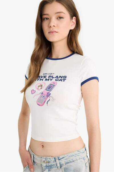 DeFacto Tailliertes, bedrucktes, geripptes Kurzarm-T-Shirt mit Rundhalsaussch...