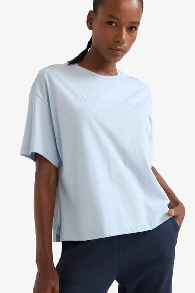 DeFacto %100 Pamuk NBA Boston Celtics Oversıze Nakış Baskı Tişört E3609AX25SM