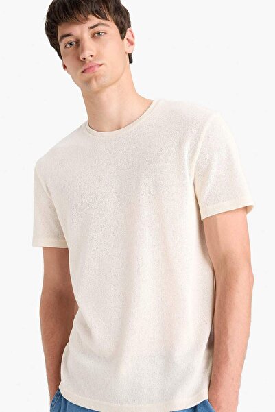 DeFacto Regular Fit T-Shirt mit Rundhalsausschnitt und kurzen Ärmeln im Stric...