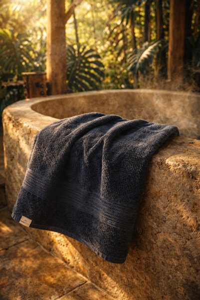 Nimba Home منشفة يد ووجه فاخرة باللون الأزرق الداكن مصنوعة من القطن بنسبة 100...