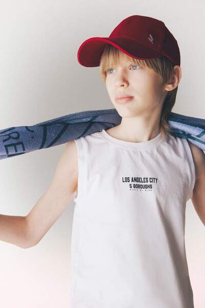 DeFacto Bedrucktes Unterhemd mit Rundhalsausschnitt für Jungen E0192A825HS