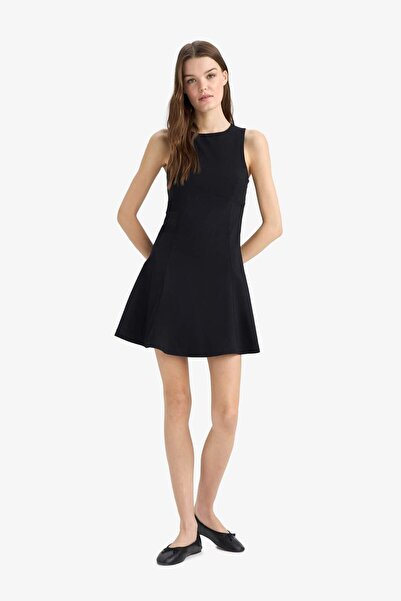 DeFacto Ärmelloses Mini-Sommerkleid mit Rundhalsausschnitt und Bengalin-Muste...