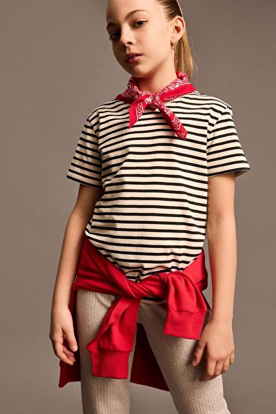 DeFacto Μπλουζάκι με ριγέ λαιμόκοψη και κοντό μανίκι για κορίτσια D9159A825SM