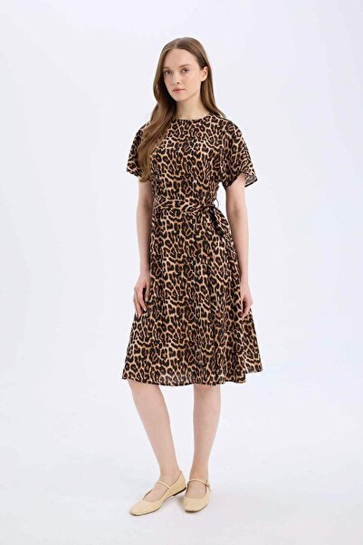 DeFacto Regular Fit Crew Neck Leopard Print Belted Short Sleeve Midi Dress E7...