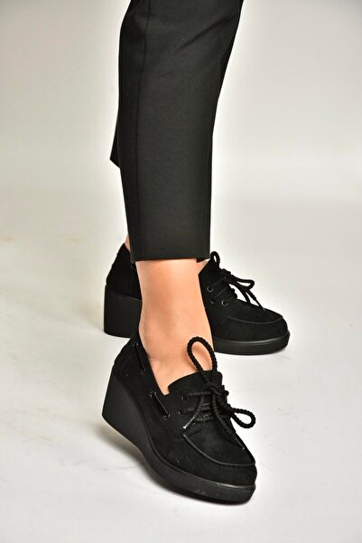 Fox Shoes Y602006402 Pantofi de damă negri cu talpă cu piele întoarsă panouri