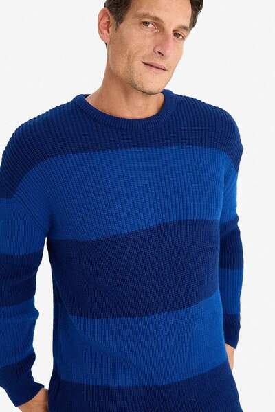 DeFacto Oversize Wide Fit Crew Neck Striped Knitwear Sweater E5372Ax24Wn