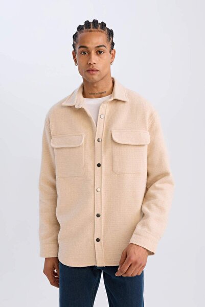 DeFacto Бежева сорочка з поло-коміром, прямим кроєм і довгими рукавами D3374A...