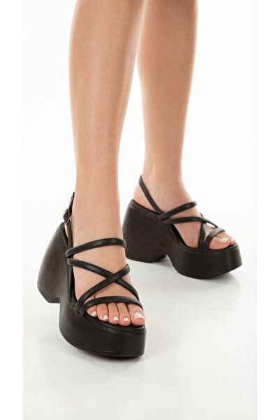 Limeo Черни дамски сандали с висока подметка, странична катарама и четири тън...