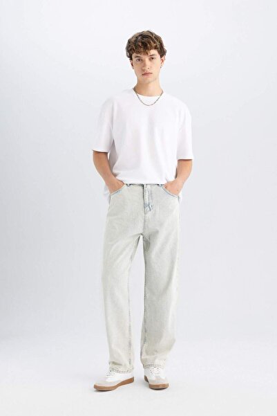 DeFacto Jeanshose mit weitem Bein und normaler Taille im Baggy-Fit - D6468AX24AU