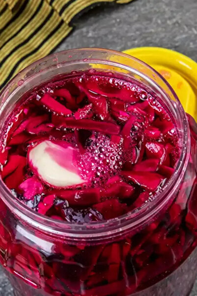 Bahçem Antep Usulü Kırmızı Lahana Turşusu 2000 cc Bidon