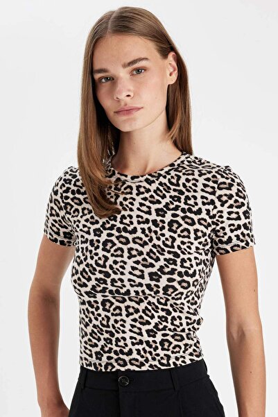 DeFacto Κοντομάνικο μπλουζάκι με λεοπάρ μοτίβο με λεπτή εφαρμογή D4965AX24AU