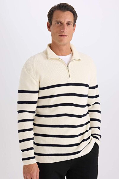 DeFacto Rollkragenpullover aus Thessaloniki-Stoff mit Standard-Passform B9717...