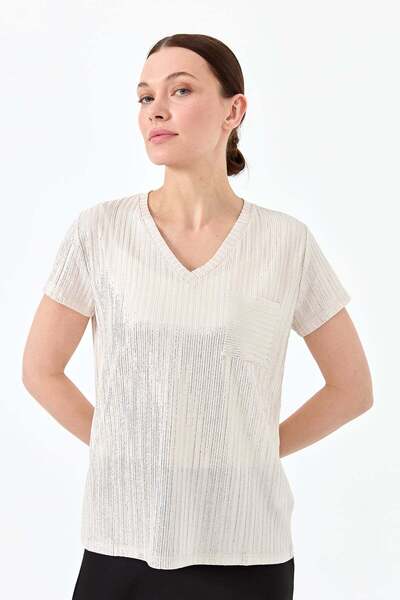 Desen Triko Women's V-Neck Pocket Combed Cotton T-shirt Ecru