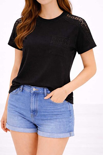 Benedetto Δαντελένια λεπτομέρεια στον ώμο με τσέπες, βασικό κοντομάνικο μπλου...