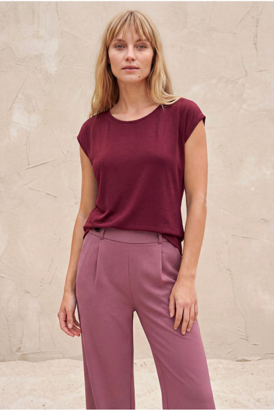 WESTMARK LONDON Red Crew Neck Cotton Women's Short Sleeve T-Shirt Betty O-Nec...